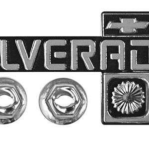 EMBLEM DASH SILVERADO 81-87